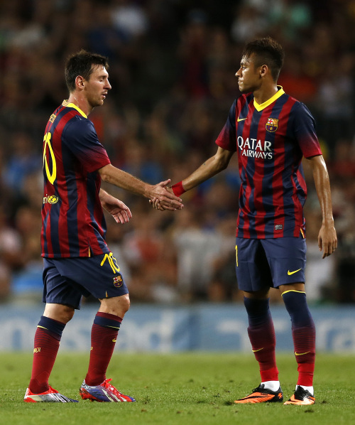 刚刚拿奖就打折？《最终幻想战略版》复刻版Steam首促