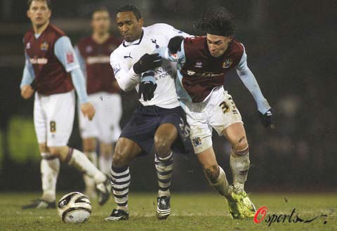 电竞世界杯 CS2项目：Falcons淘汰MOUZ，与Aurora会师半决赛！