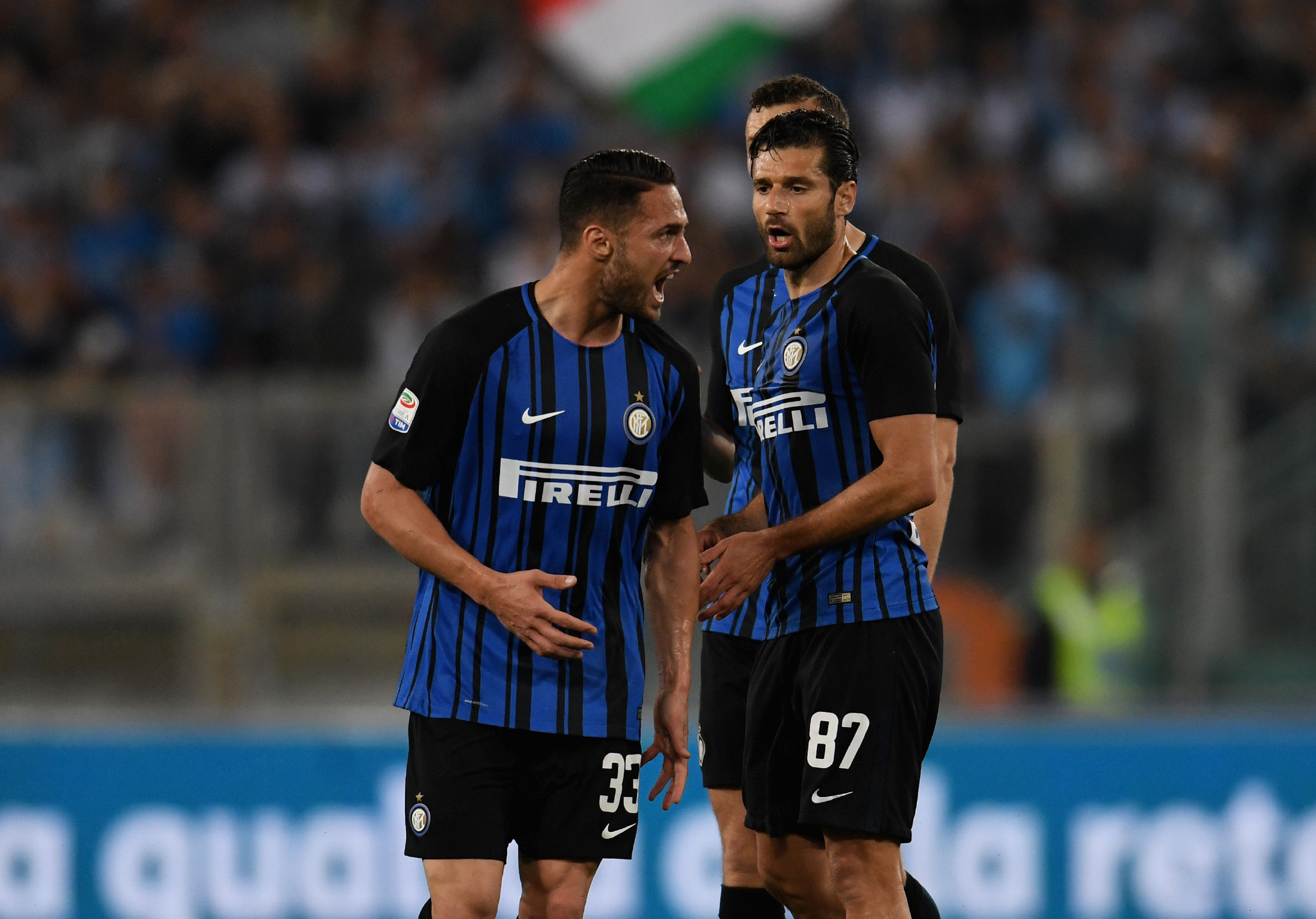 库里31+7+7，字母哥空砍34分，勇士队120-113战胜雄鹿队