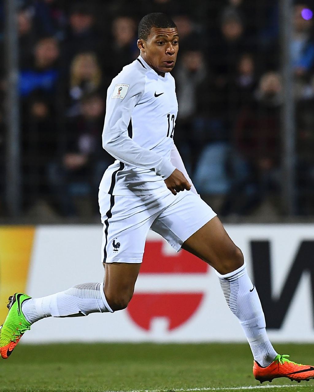 游戏七日薄：《闪电十一人 英雄们的胜利之路》领衔！